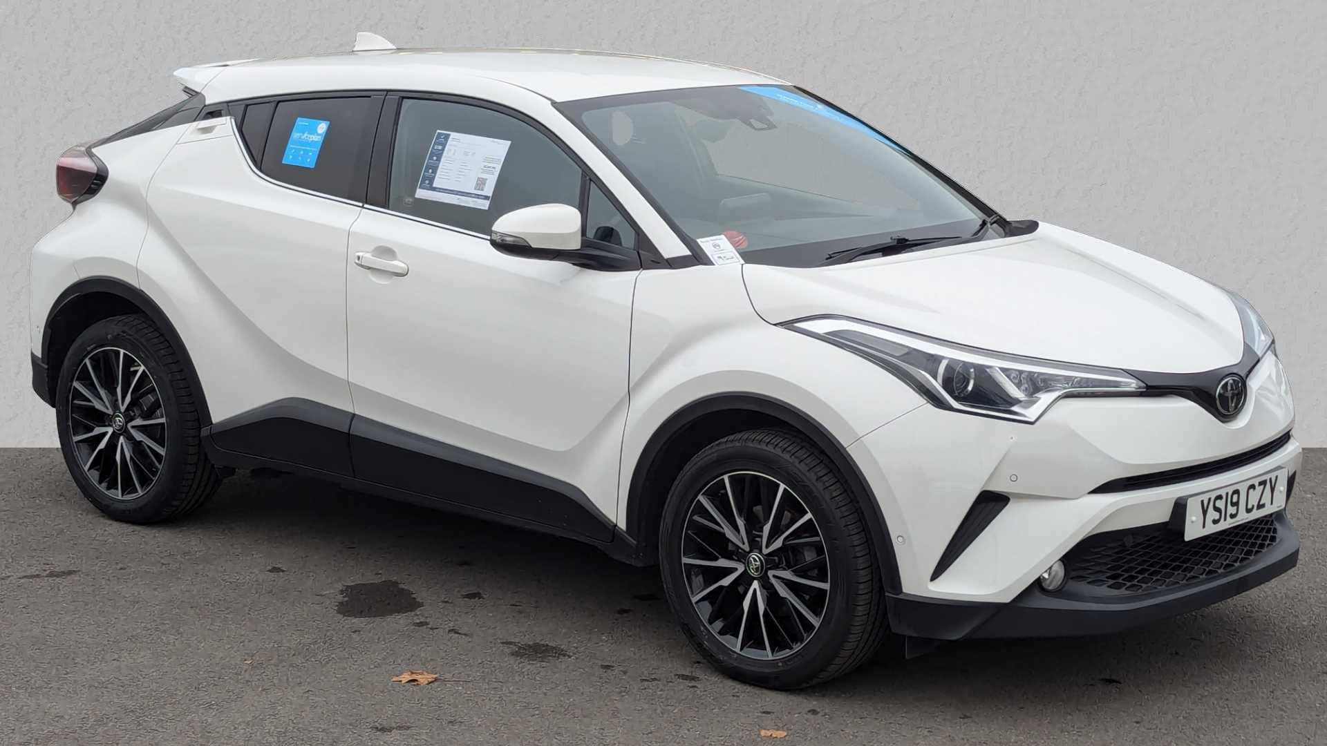 Main listing image - Toyota C-HR