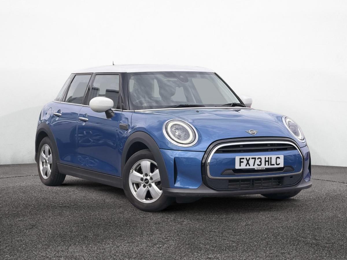 Main listing image - MINI Hatchback