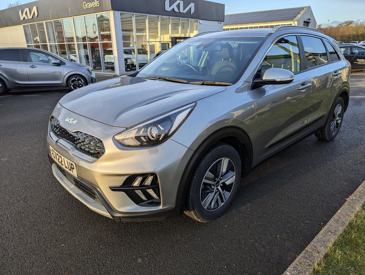 Main listing image - Kia Niro