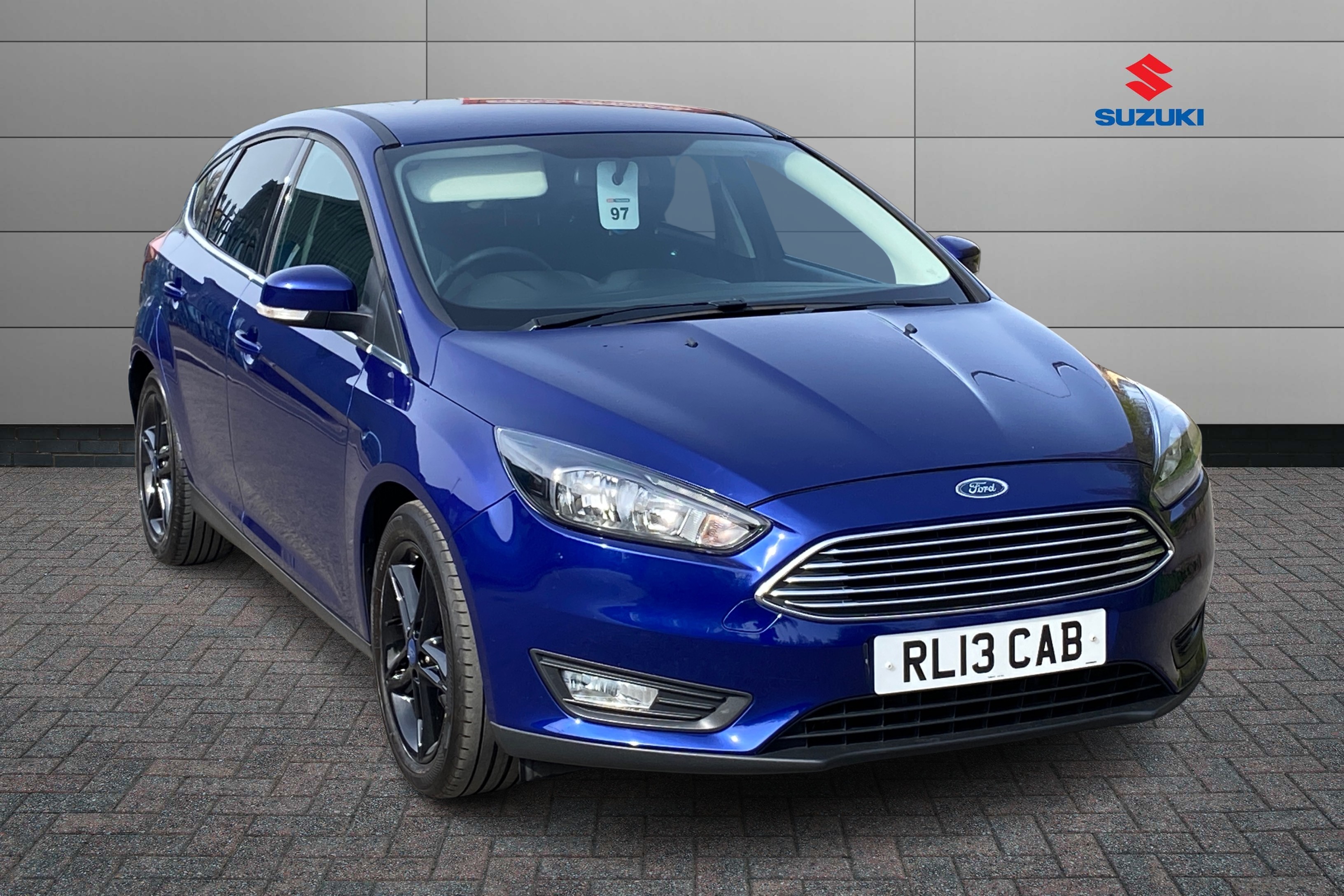 Main listing image - Ford Focus