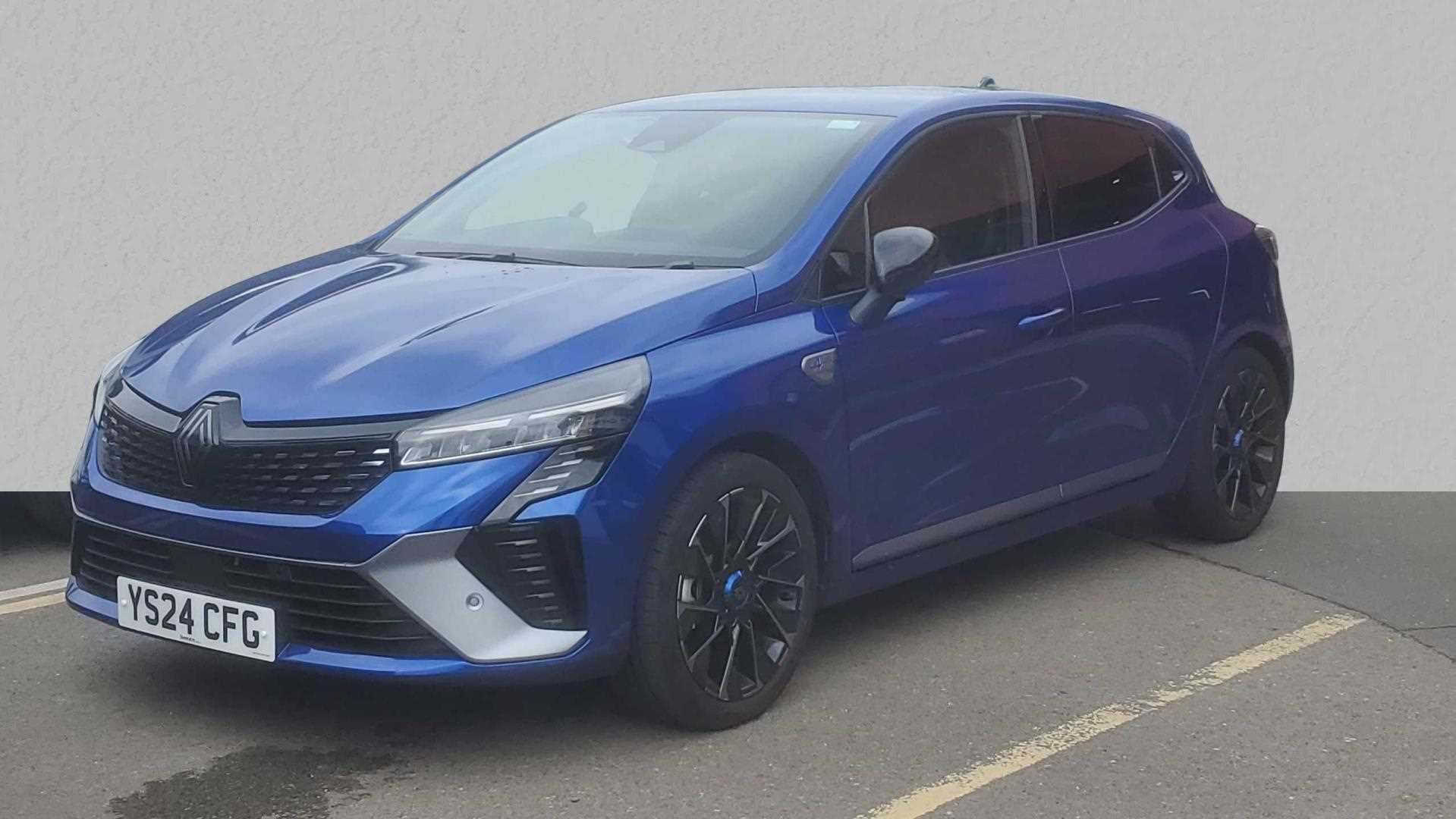 Main listing image - Renault Clio