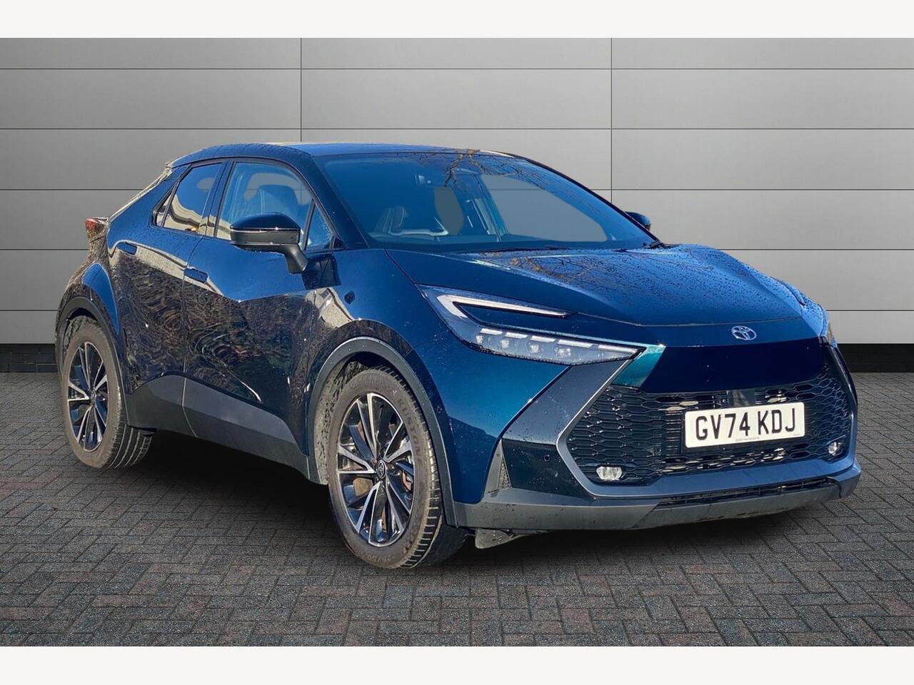 Main listing image - Toyota C-HR