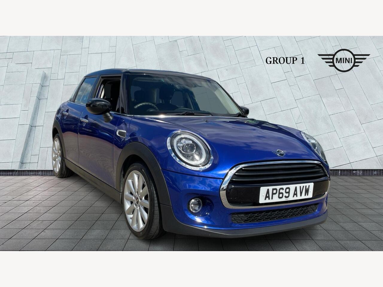 Main listing image - MINI Hatchback