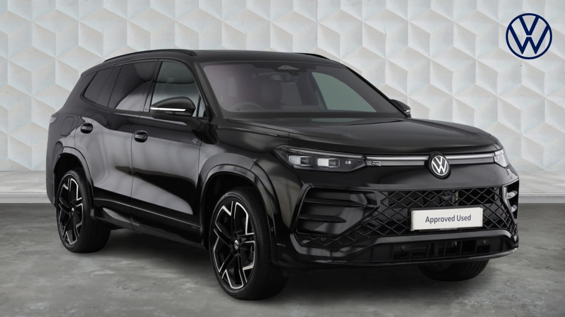 Main listing image - Volkswagen Tayron