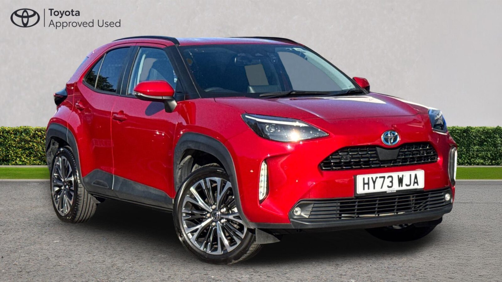 Main listing image - Toyota Yaris Cross