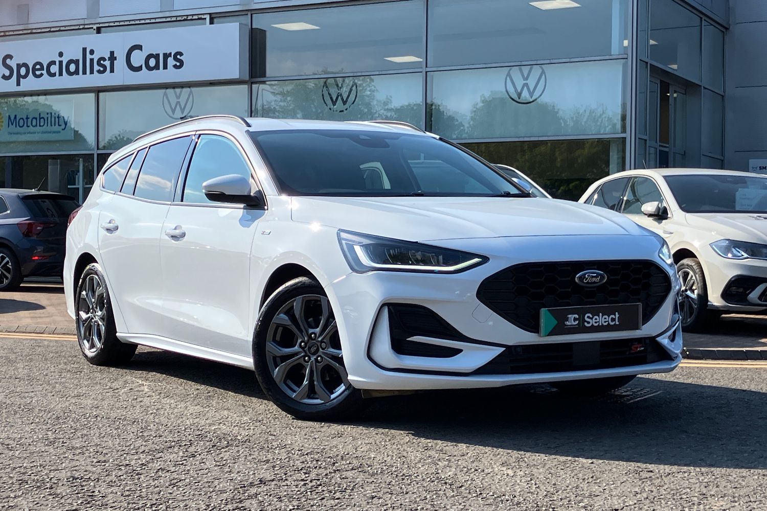 Main listing image - Ford Focus Estate