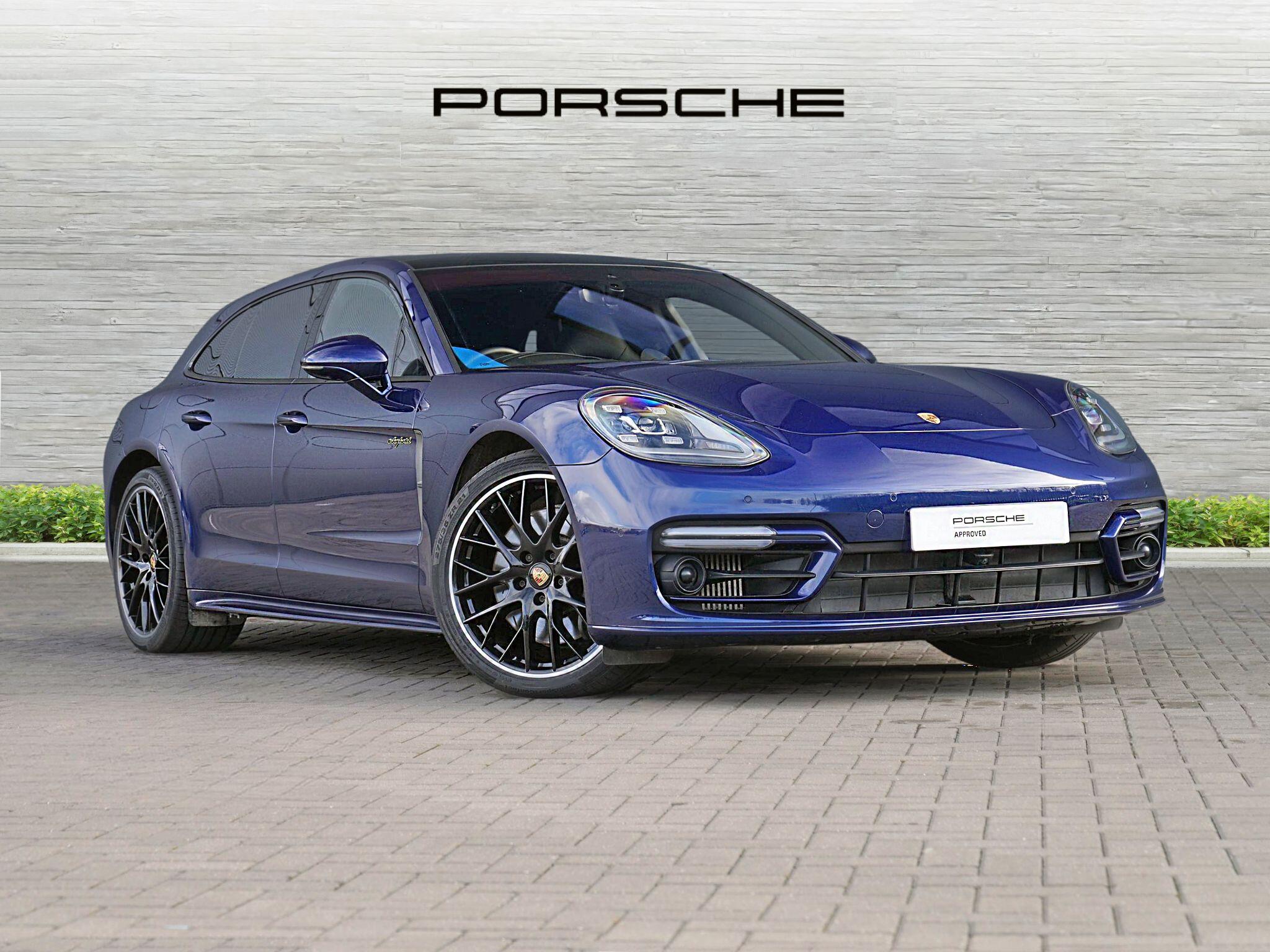 Main listing image - Porsche Panamera Sport Turismo