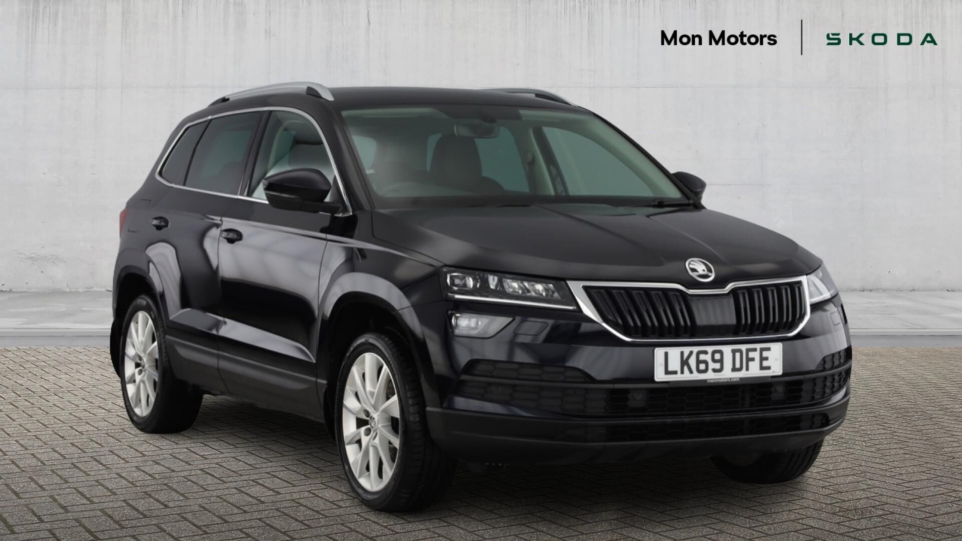Main listing image - Skoda Karoq
