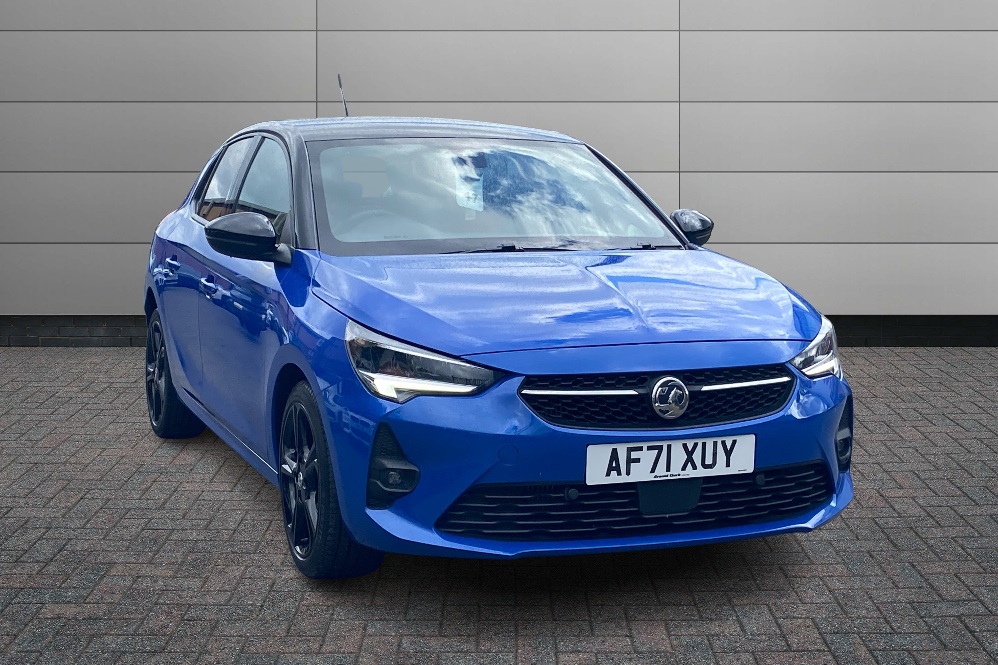 Main listing image - Vauxhall Corsa