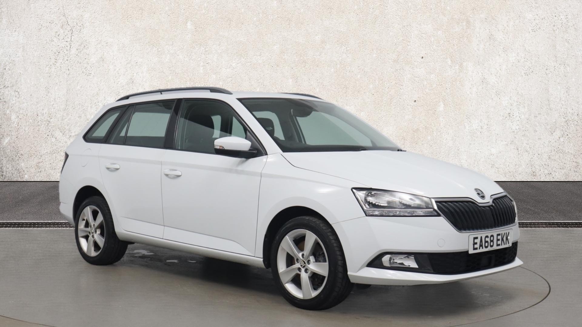 Main listing image - Skoda Fabia Estate