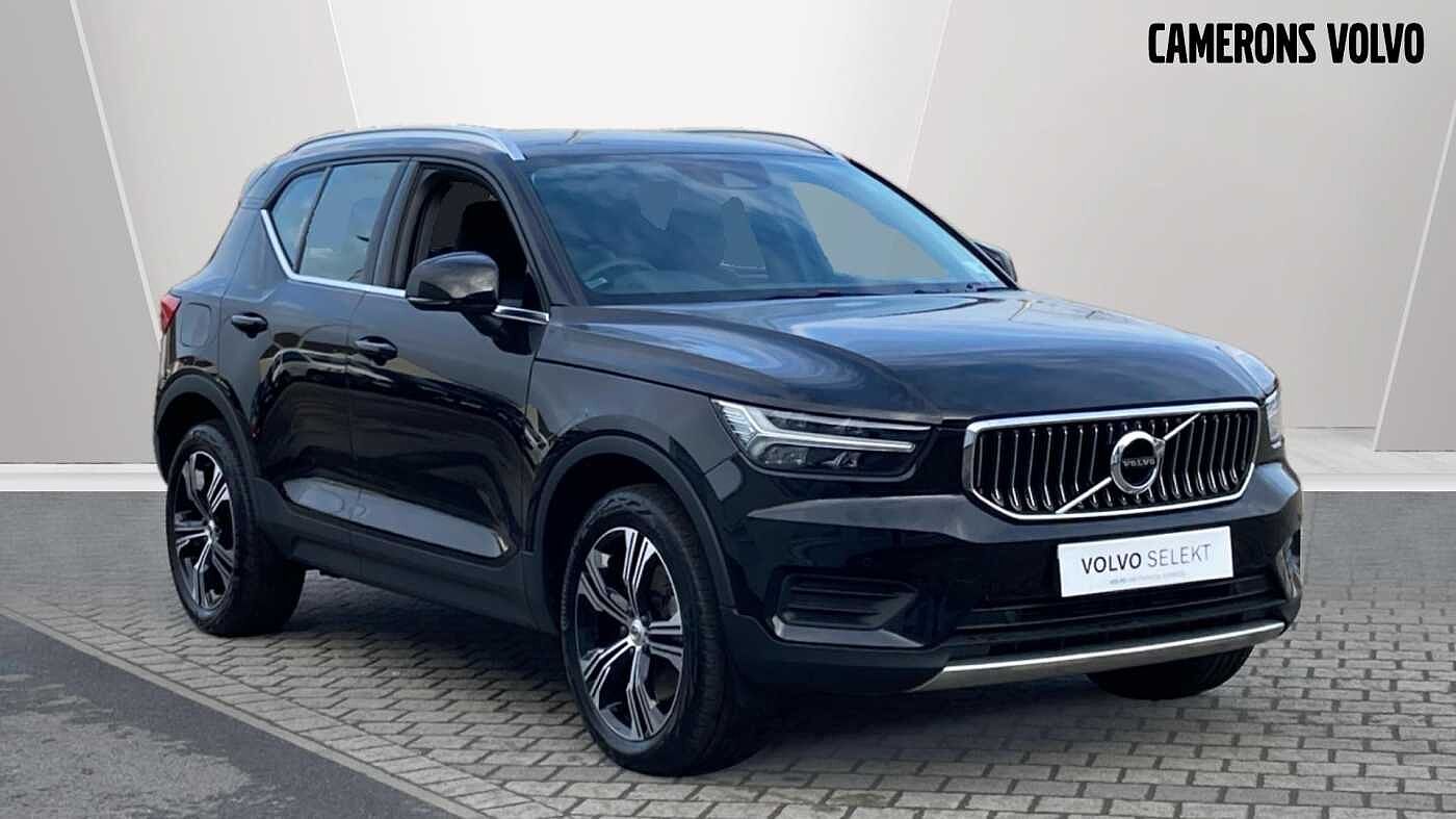 Main listing image - Volvo XC40 Recharge