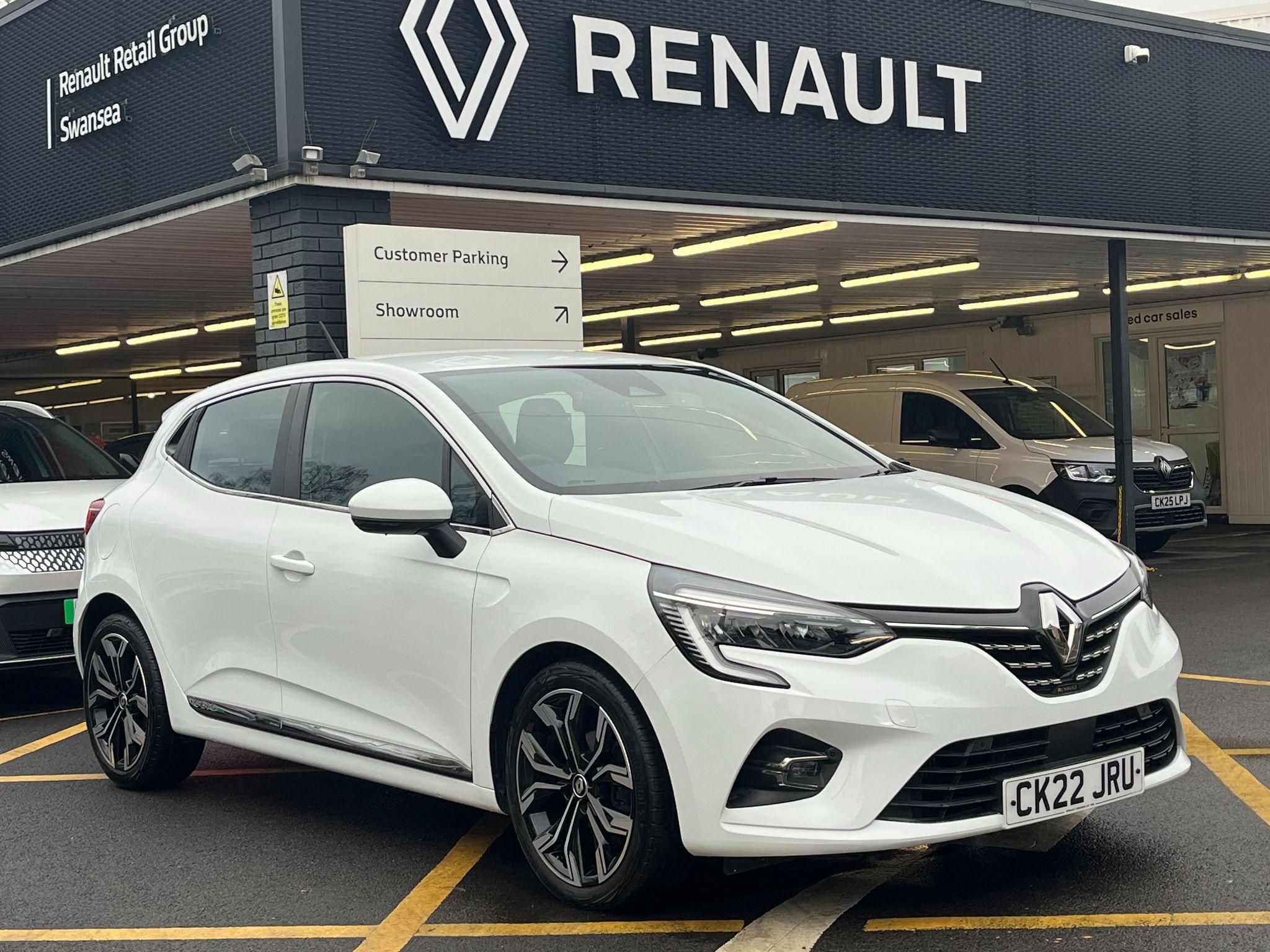 Main listing image - Renault Clio