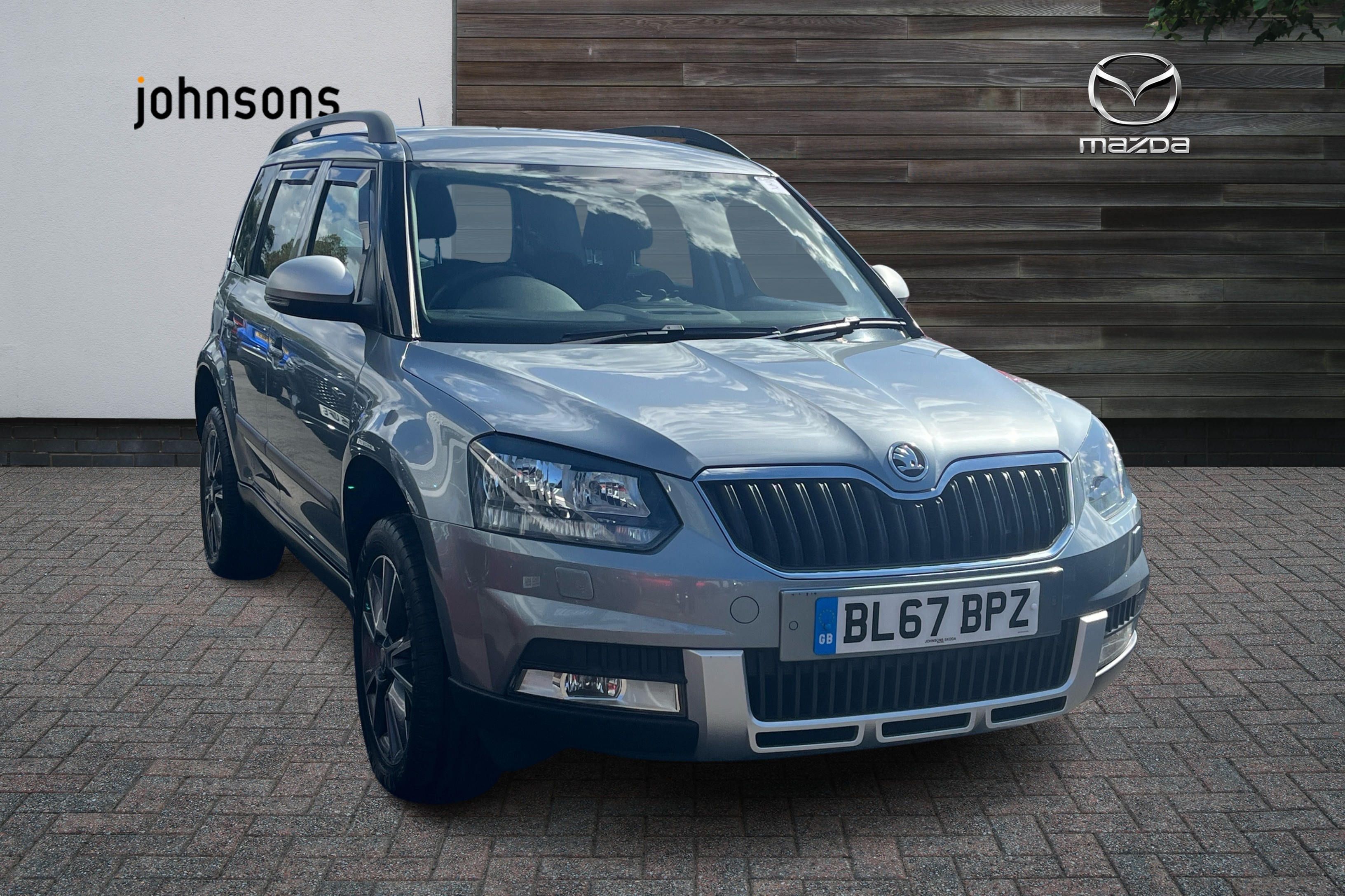 Main listing image - Skoda Yeti Outdoor