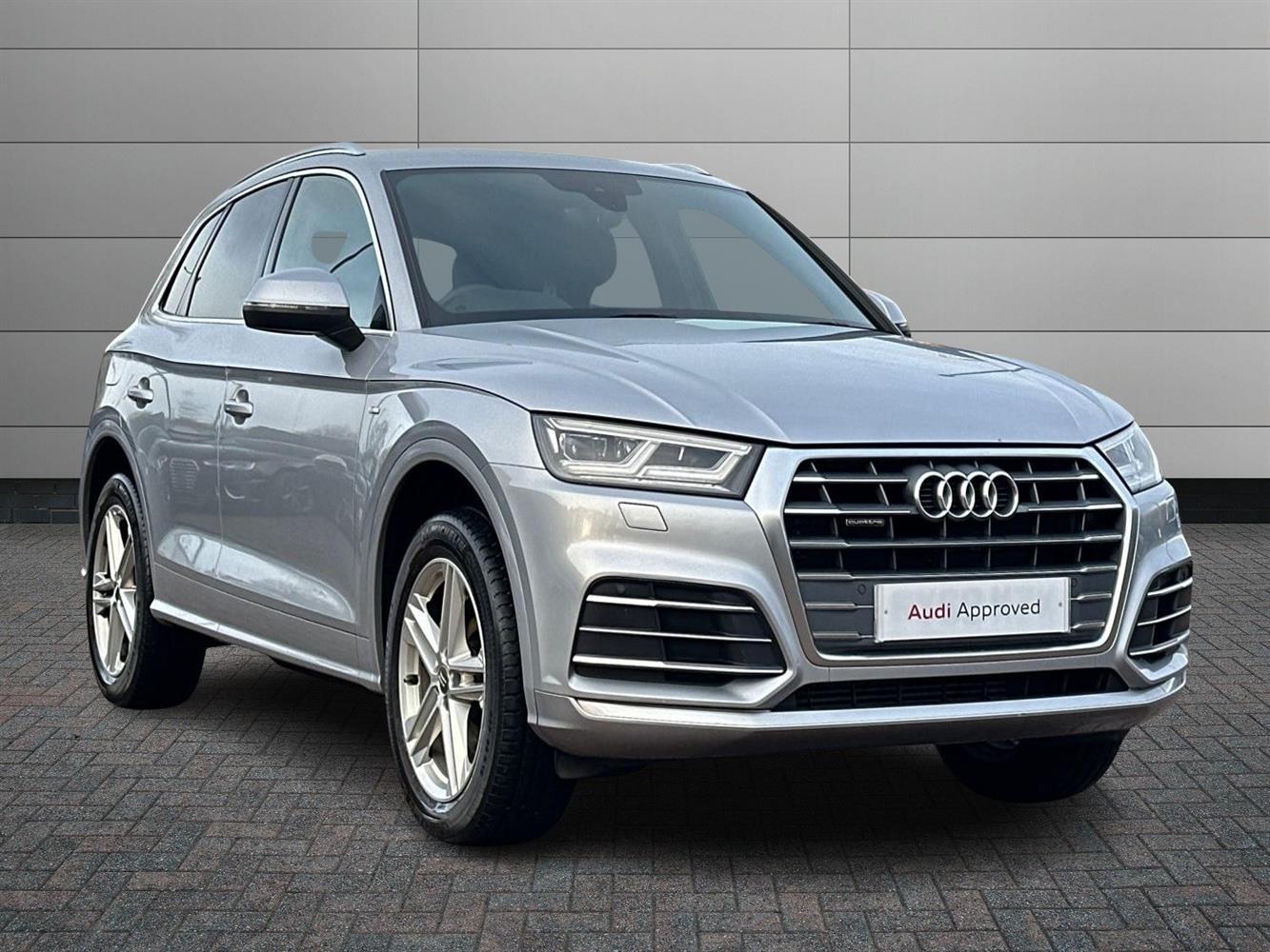 Main listing image - Audi Q5