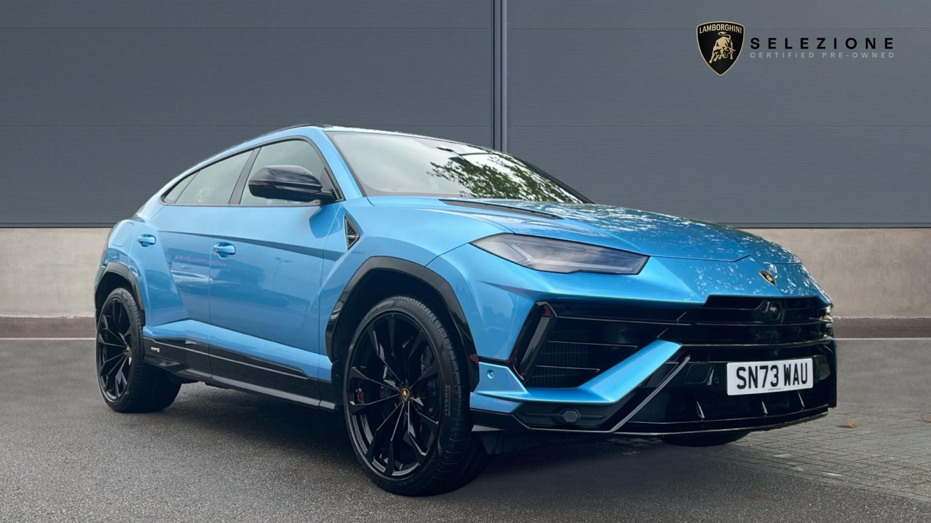 Main listing image - Lamborghini Urus