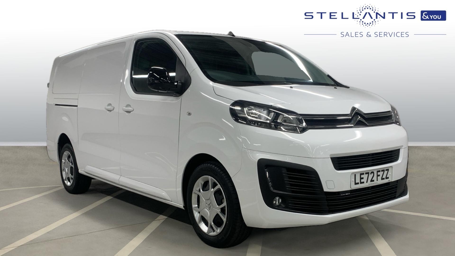 Main listing image - Citroen Dispatch