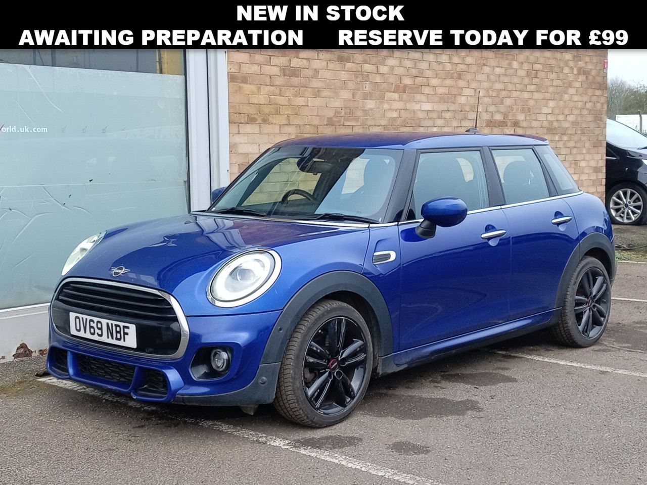 Main listing image - MINI Hatchback 5dr