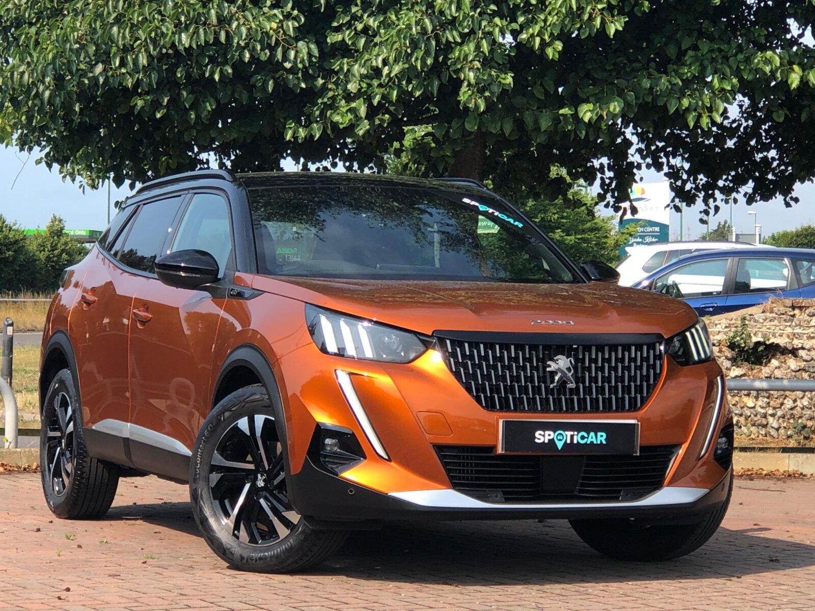 Main listing image - Peugeot 2008