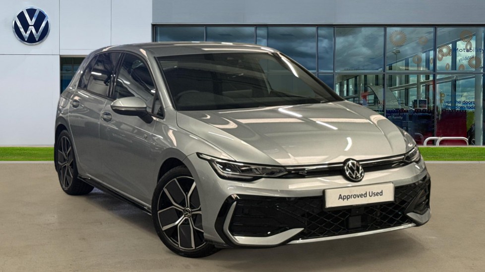 Main listing image - Volkswagen Golf