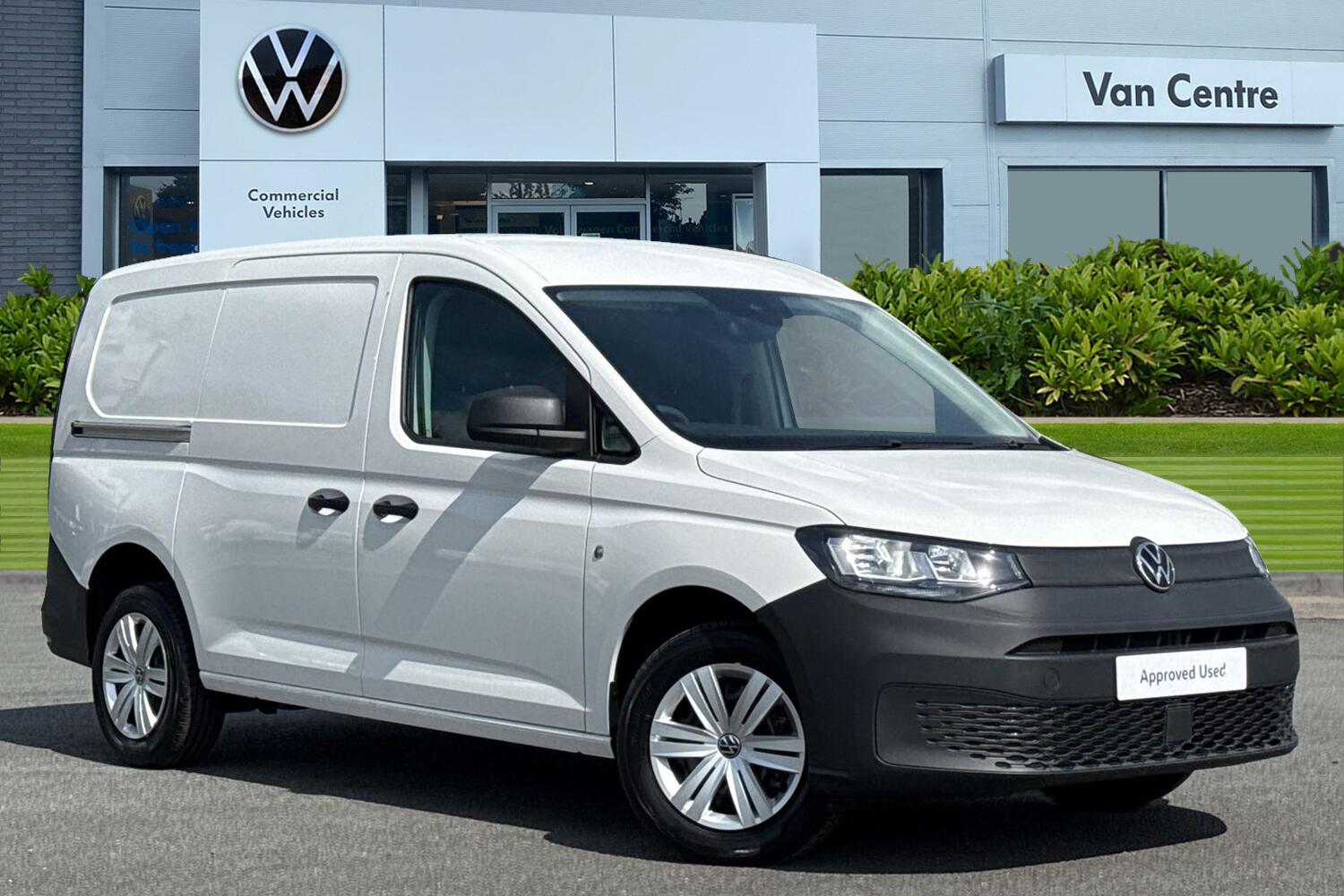 Main listing image - Volkswagen Caddy Maxi