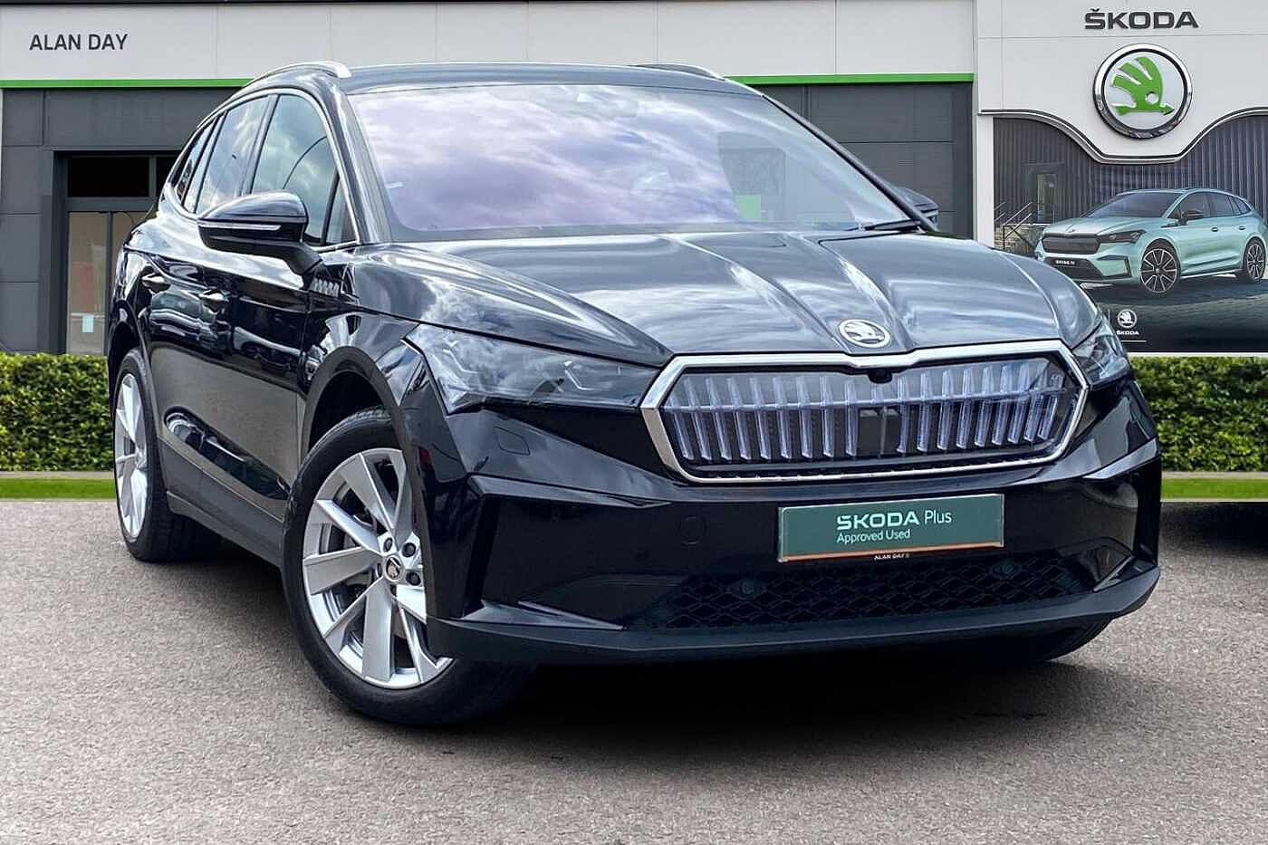 Main listing image - Skoda Enyaq