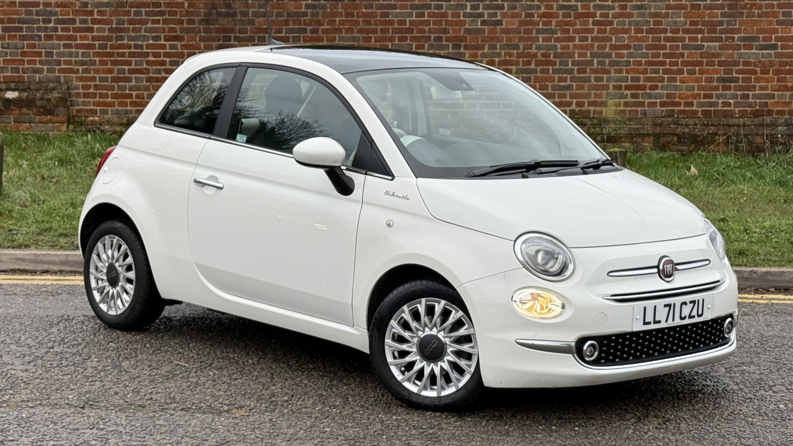 Main listing image - Fiat 500