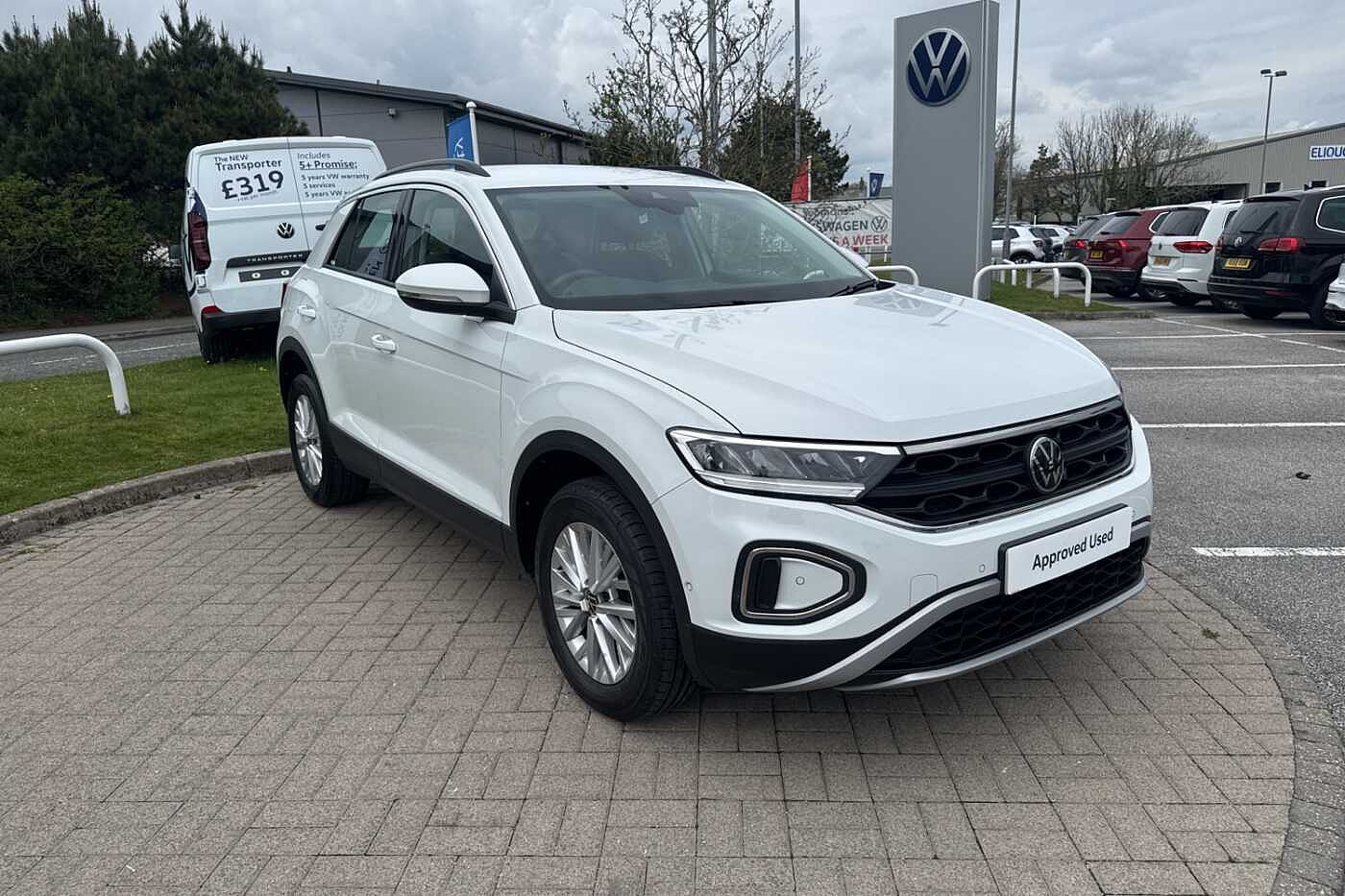 Main listing image - Volkswagen T-Roc