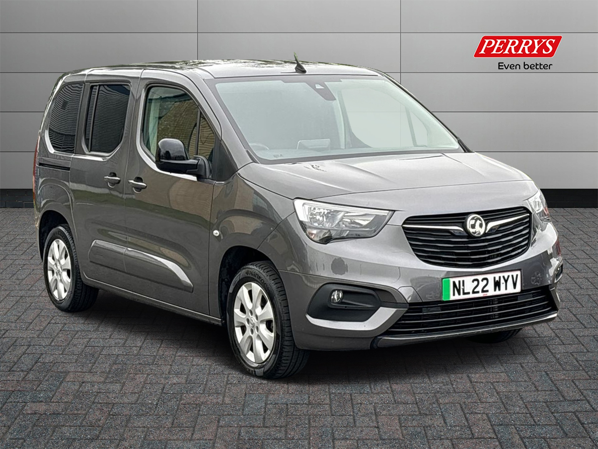 Main listing image - Vauxhall Combo Life-e