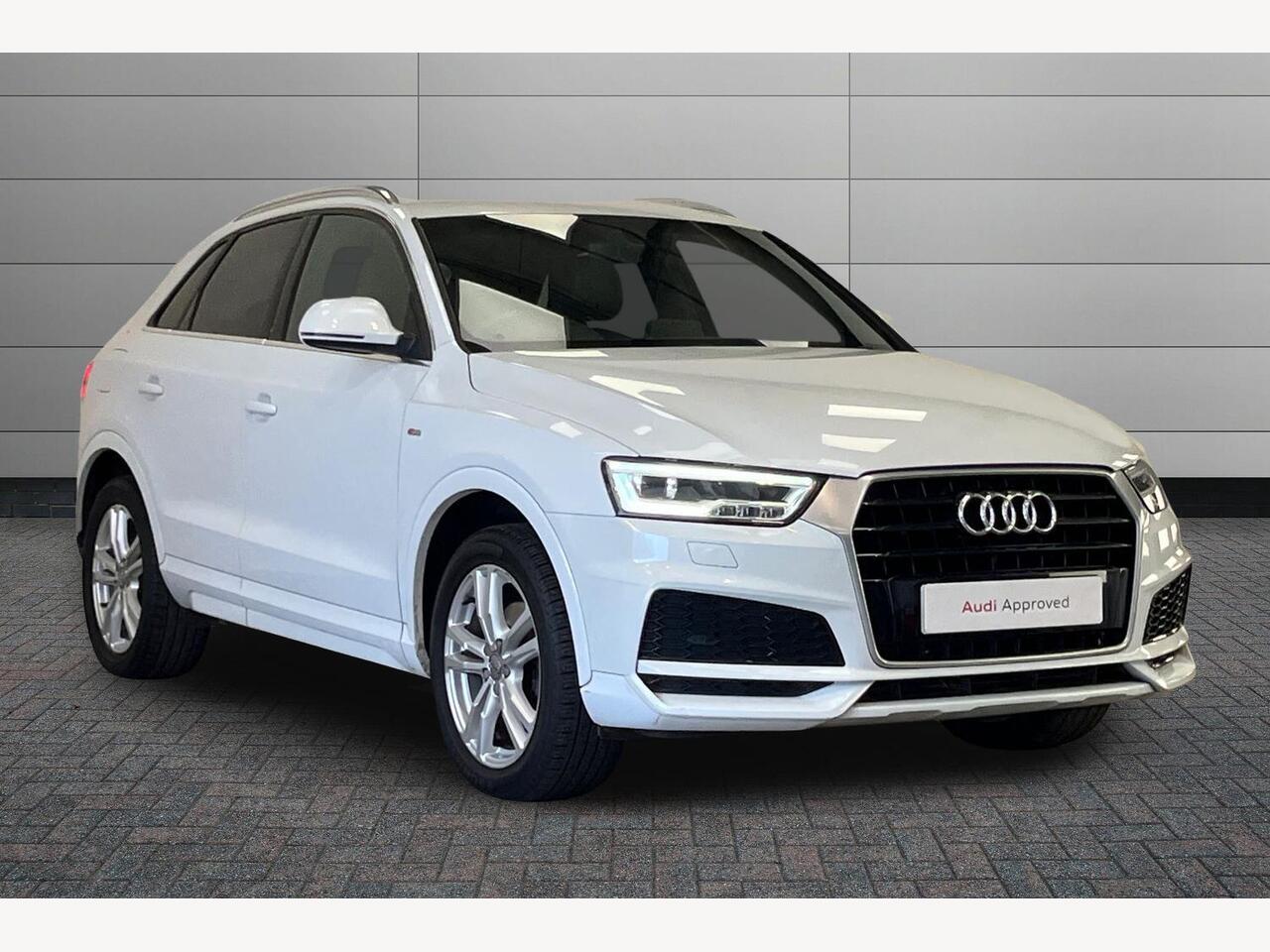 Main listing image - Audi Q3