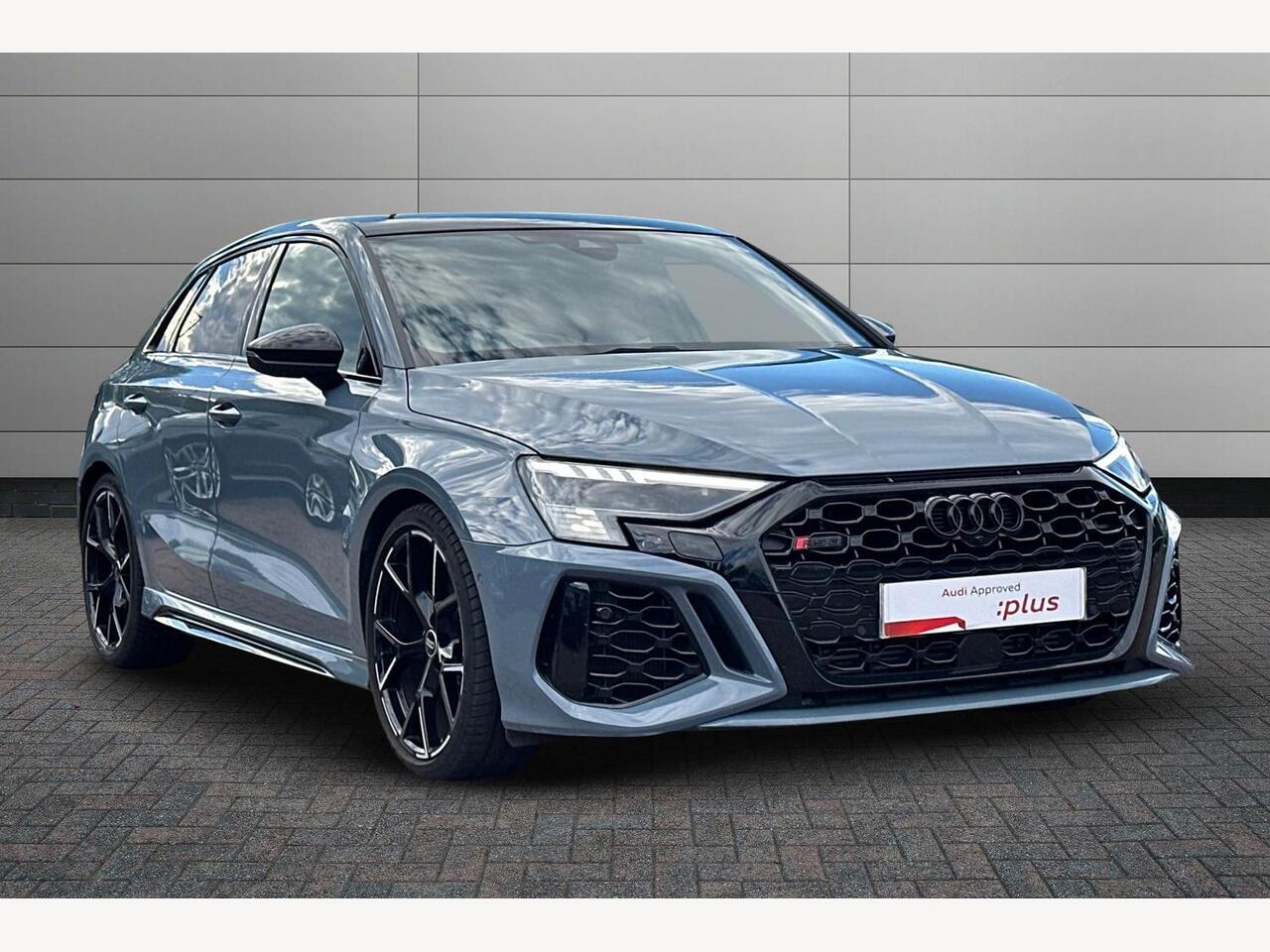 Main listing image - Audi RS3
