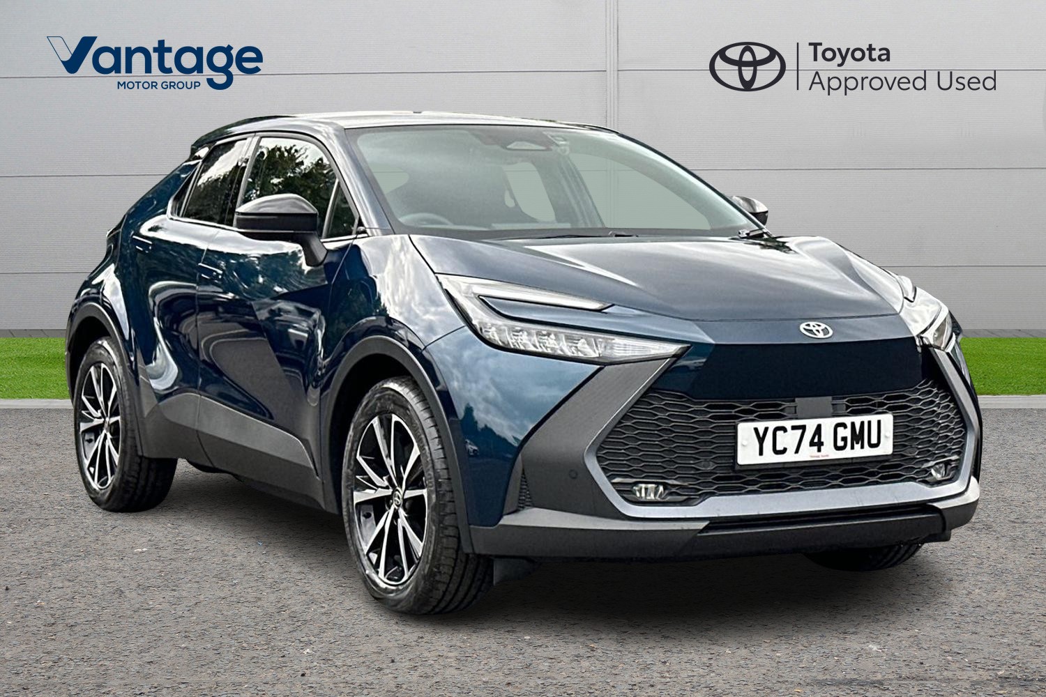 Main listing image - Toyota C-HR