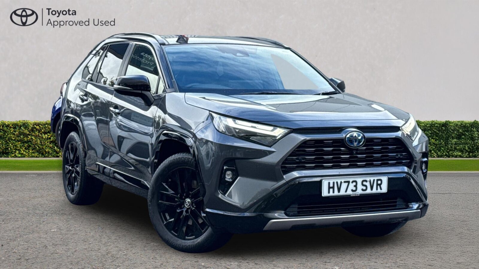 Main listing image - Toyota RAV4