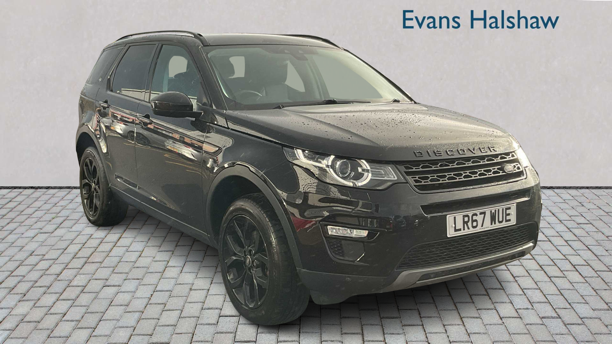 Main listing image - Land Rover Discovery Sport
