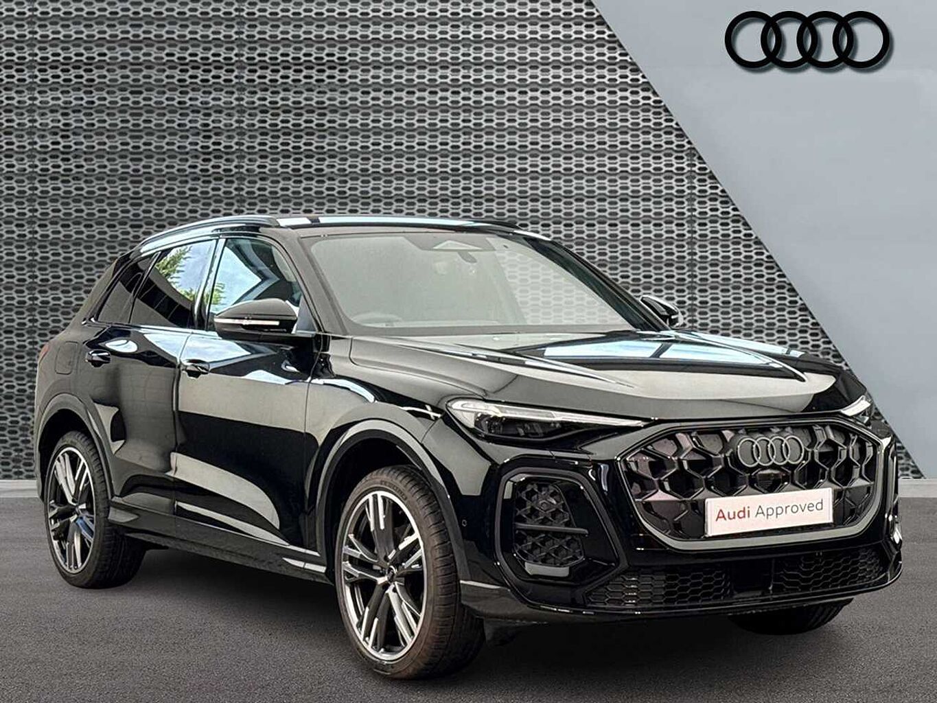 Main listing image - Audi Q5