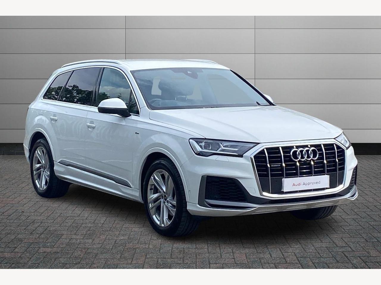 Main listing image - Audi Q7