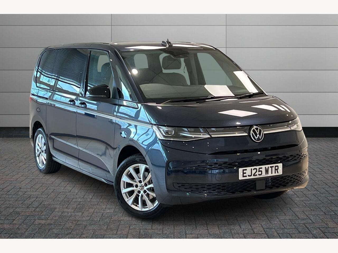 Main listing image - Volkswagen Multivan