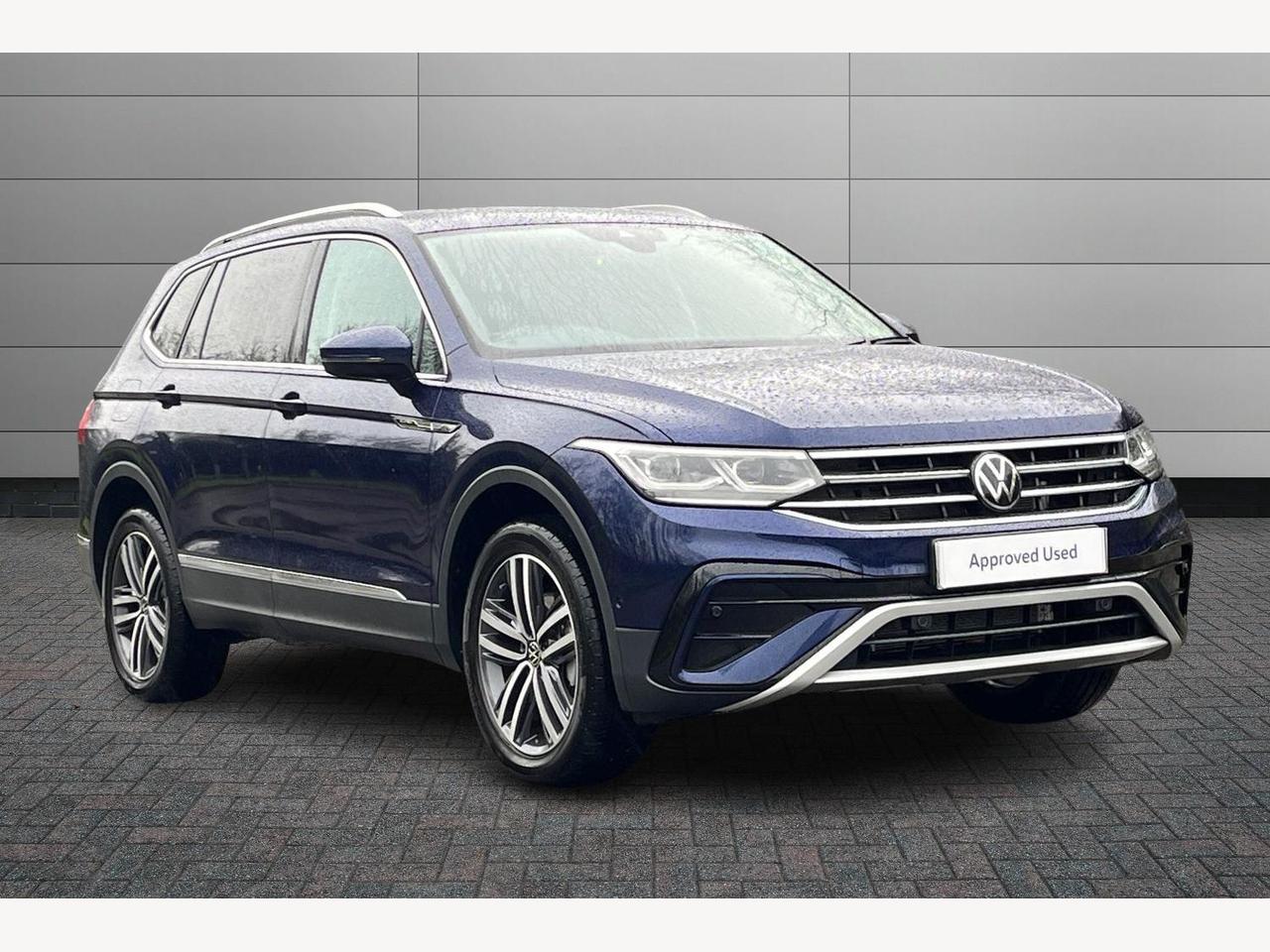 Main listing image - Volkswagen Tiguan Allspace