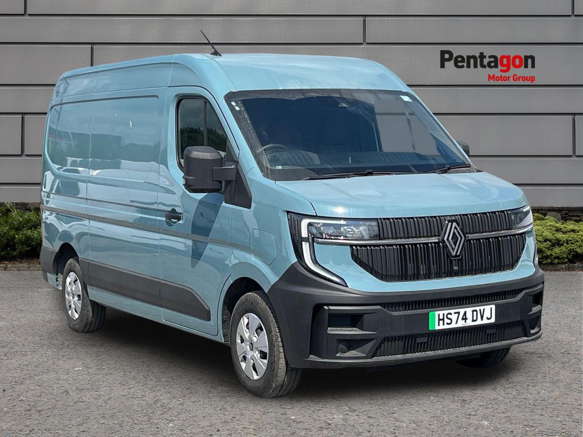 Main listing image - Renault Master