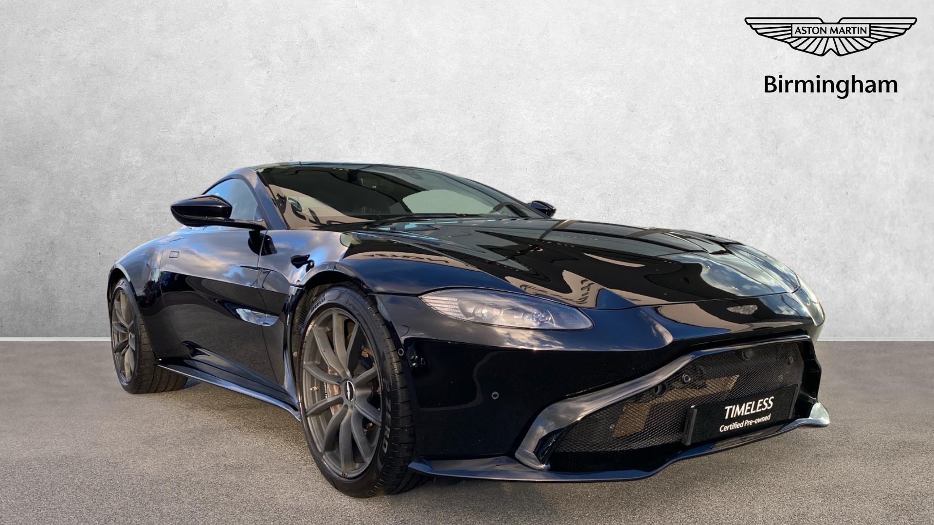 Main listing image - Aston Martin Vantage