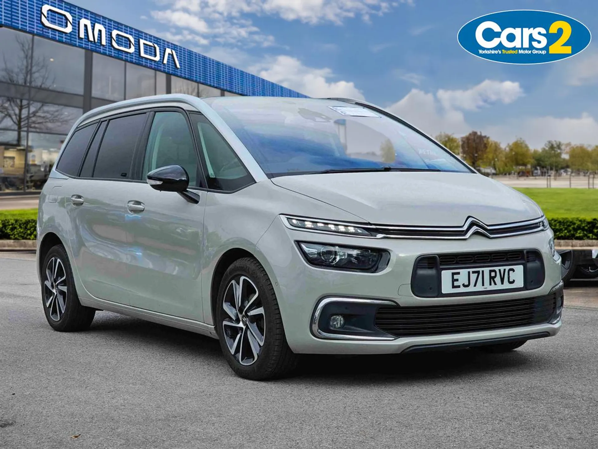 Main listing image - Citroen Grand C4 SpaceTourer