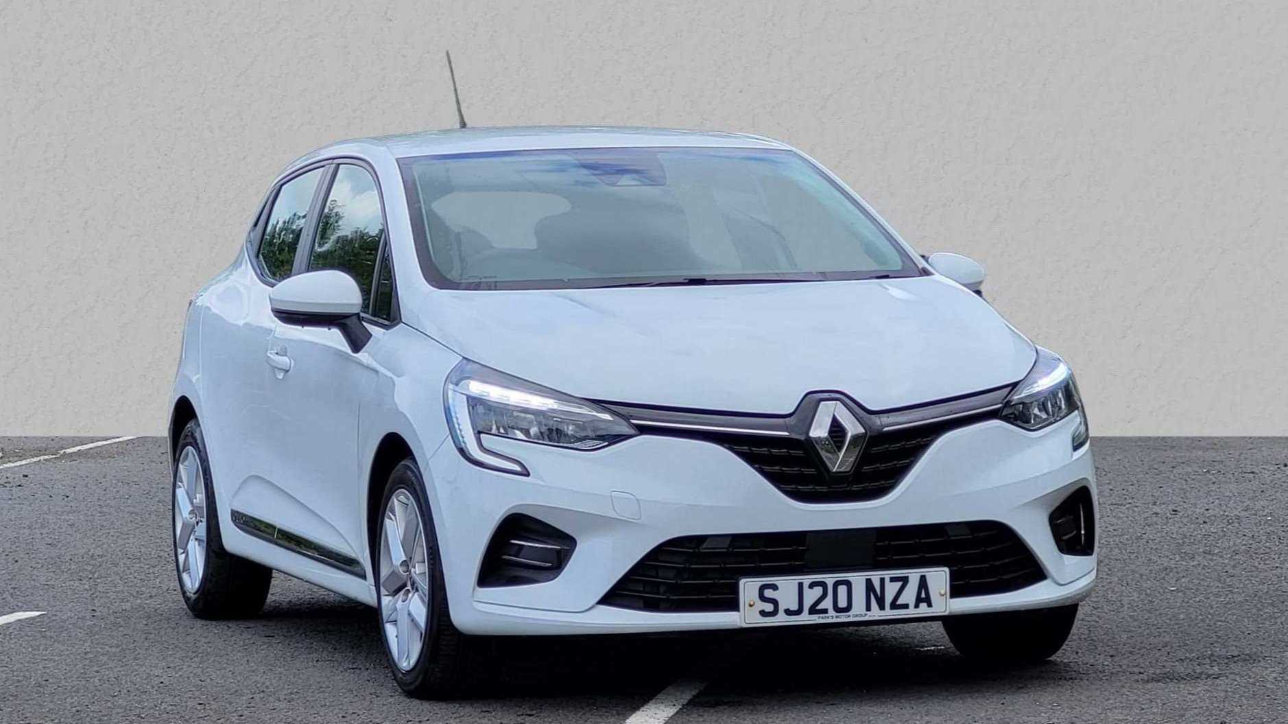 Main listing image - Renault Clio