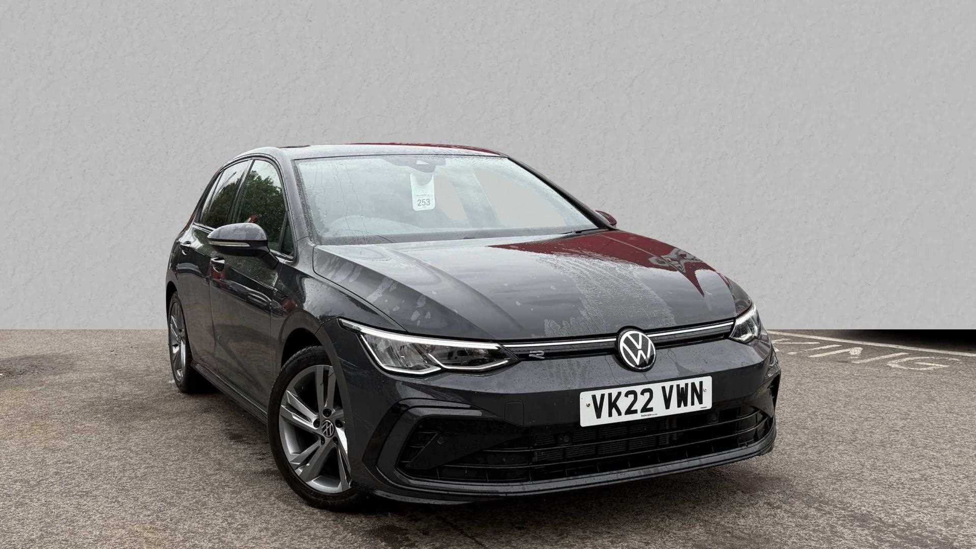 Main listing image - Volkswagen Golf