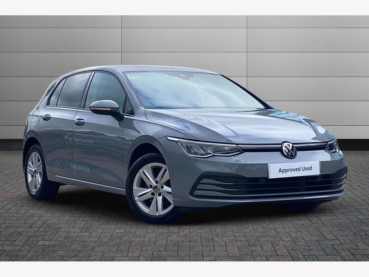 Main listing image - Volkswagen Golf