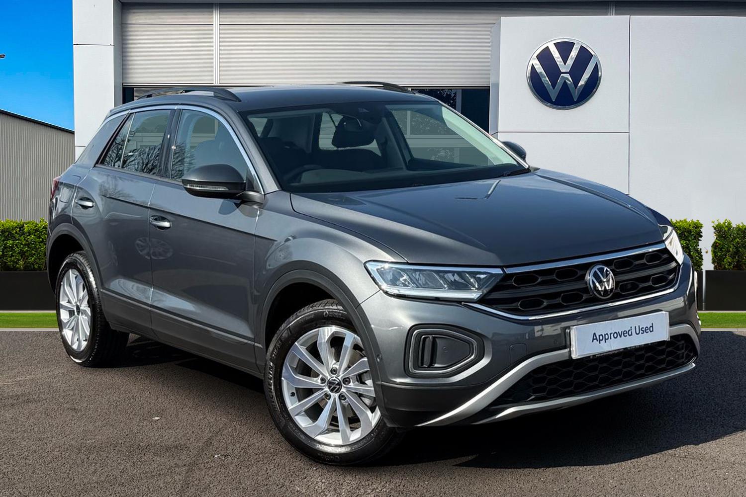 Main listing image - Volkswagen T-Roc