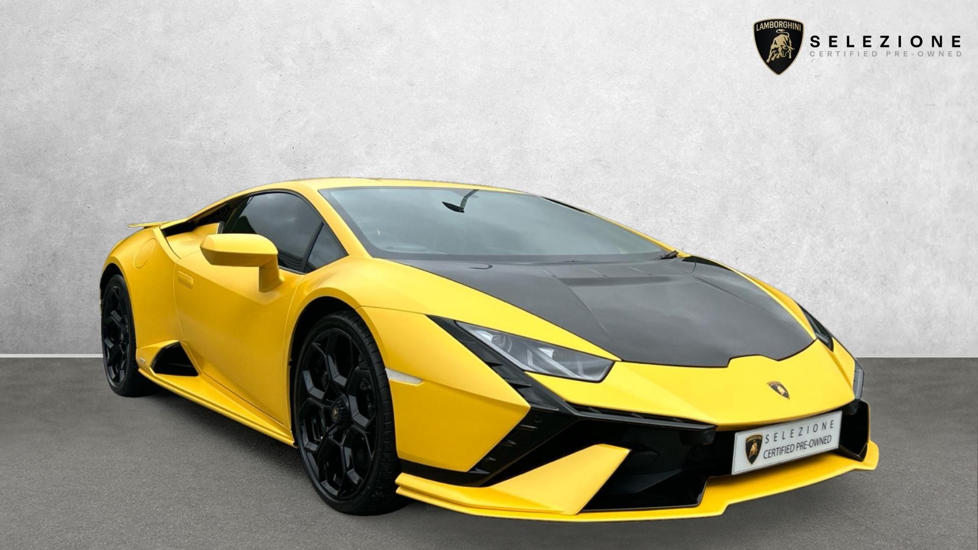 Main listing image - Lamborghini Urus