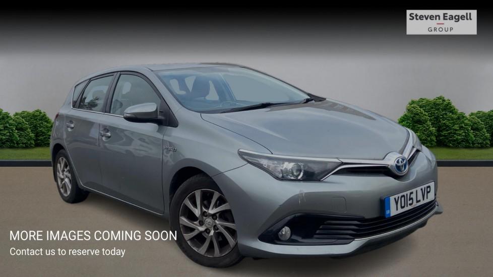 Main listing image - Toyota Auris