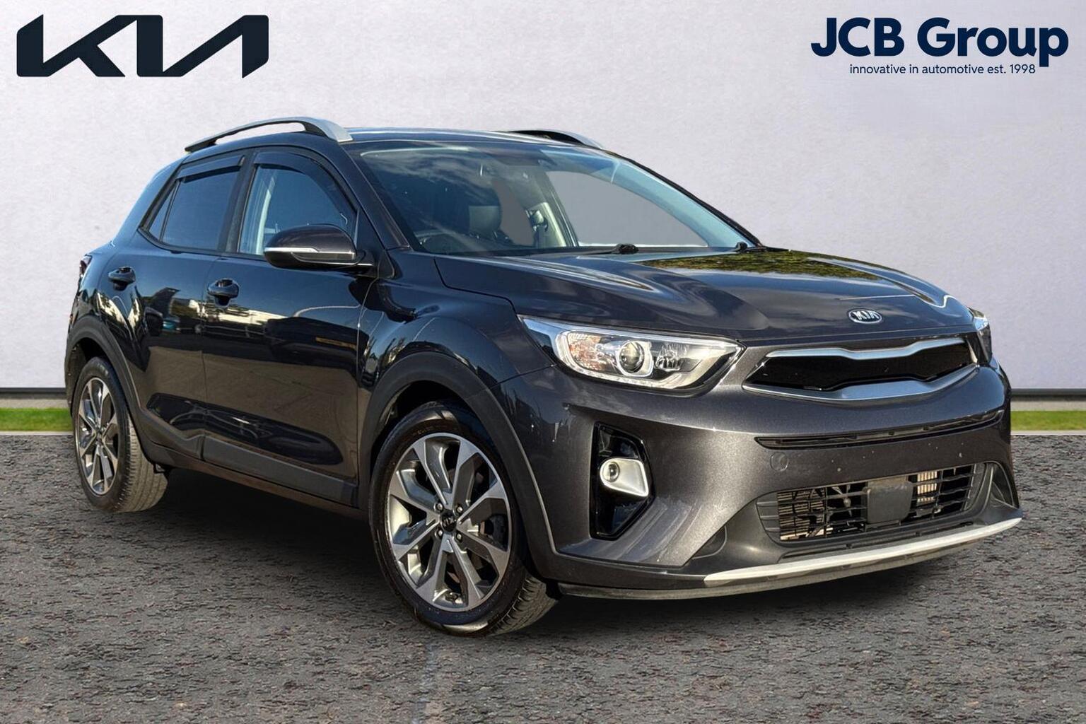 Main listing image - Kia Stonic