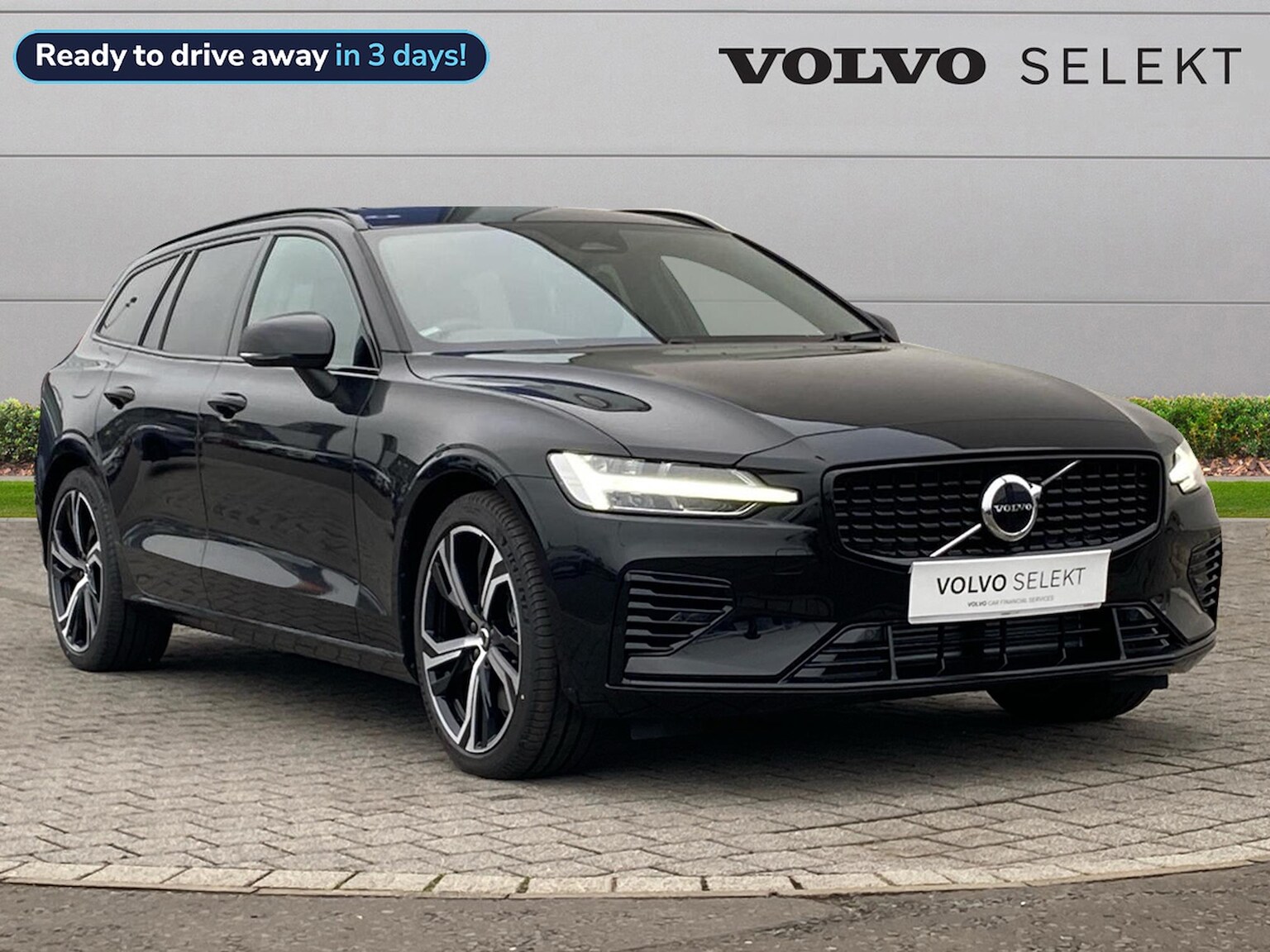 Main listing image - Volvo V60