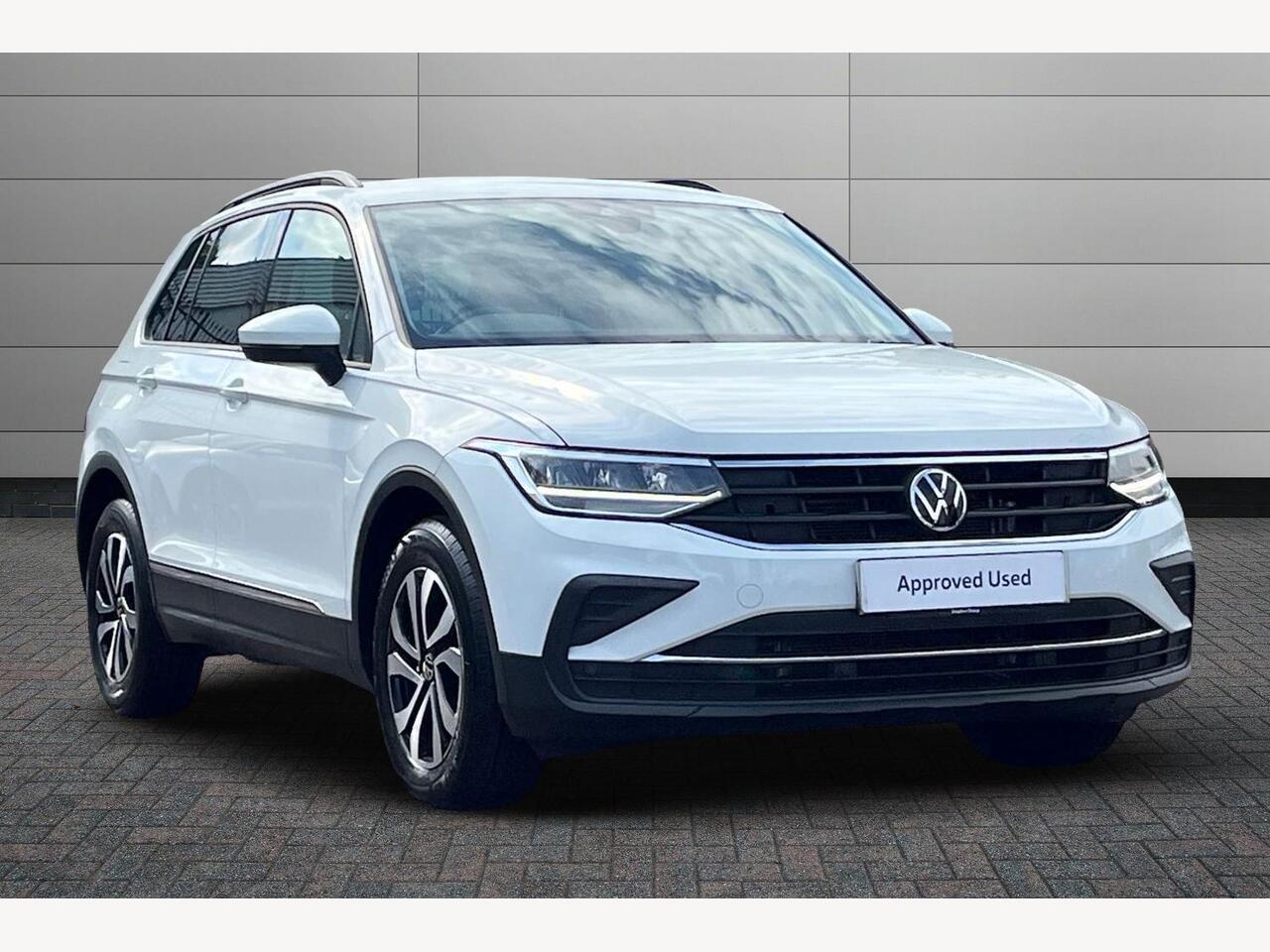 Main listing image - Volkswagen Tiguan