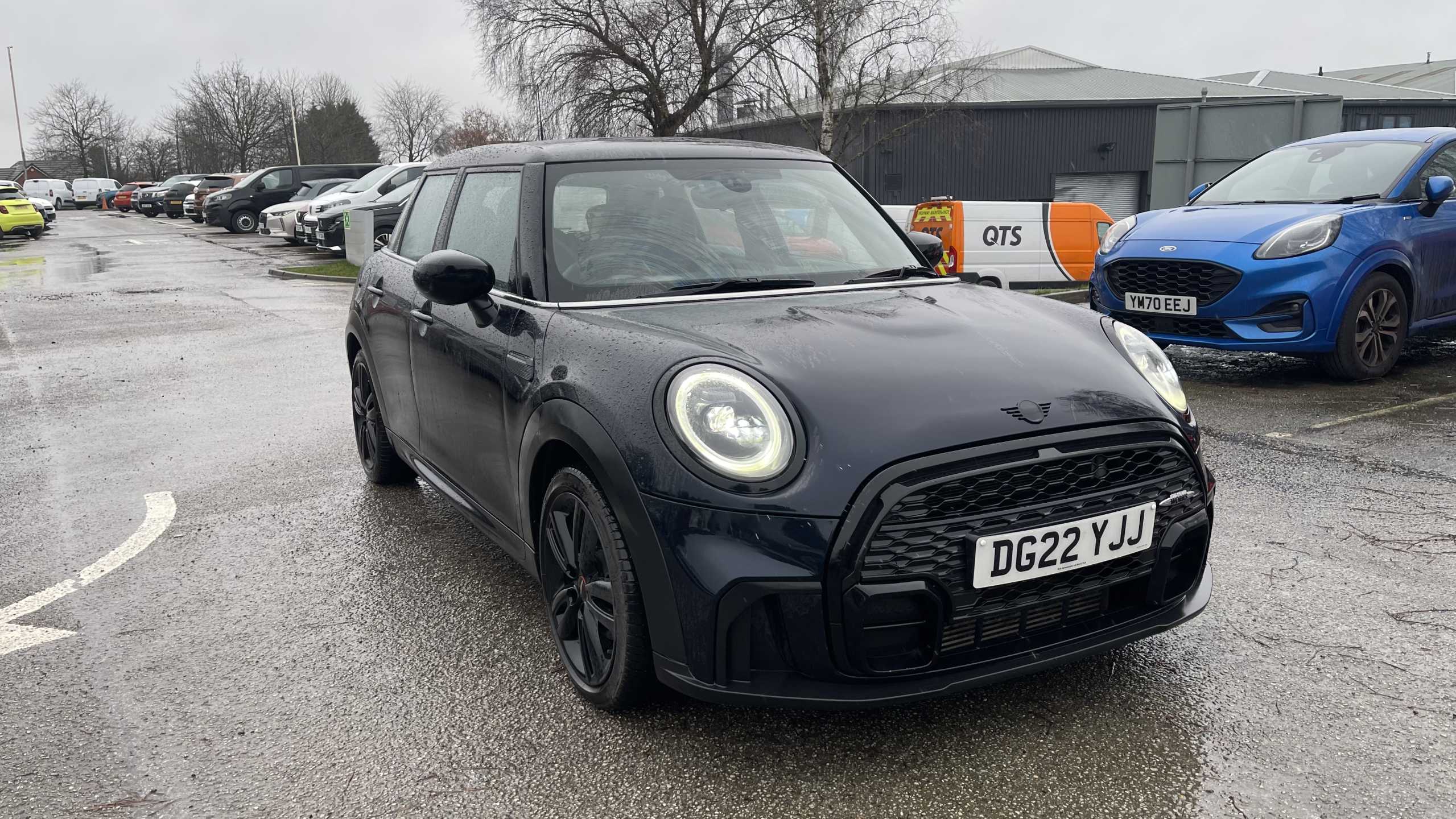 Main listing image - MINI Hatchback 5dr